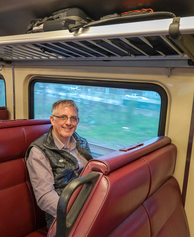 Train Travel with the Onli Bag